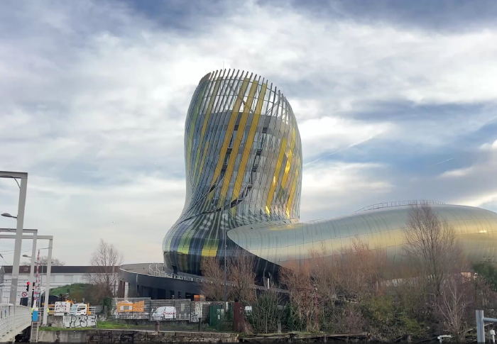 La nouvelle mode du vin sans alcool, qu&rsquo;en pensent les Bordelais ?